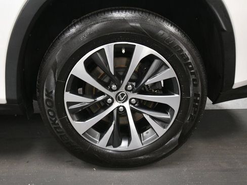 Used 2021 Lexus RX 350L Premium w/ Premium Package AWD/4WD image 34
