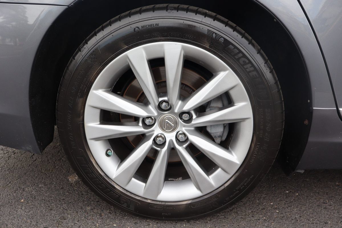 Used 2014 Lexus LS 460 AWD w/ Comfort Package image 44