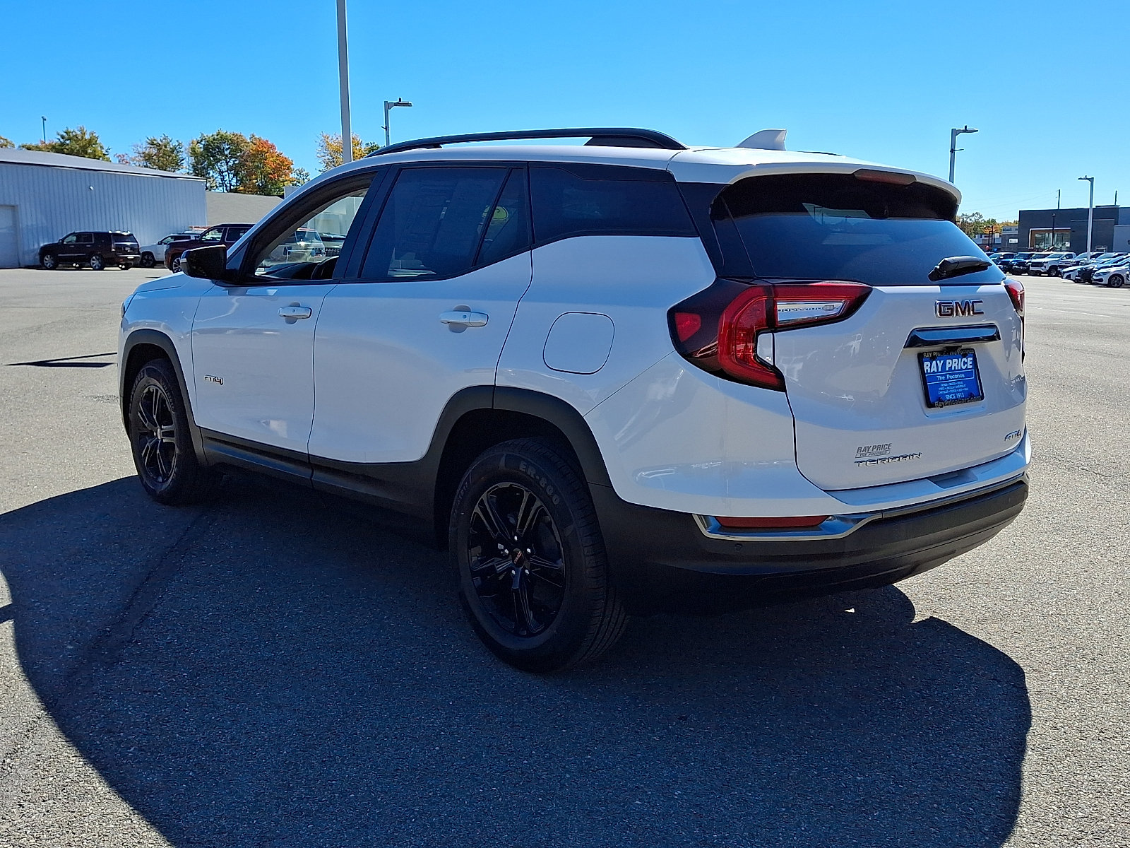 Certified 2023 GMC Terrain AT4 w/ Tech Package AWD/4WD image 4