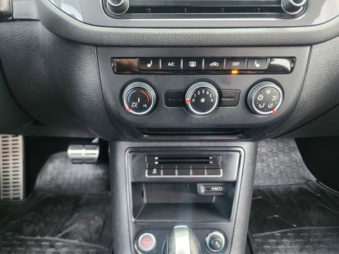 Used 2016 Volkswagen Tiguan R-Line FWD image 33