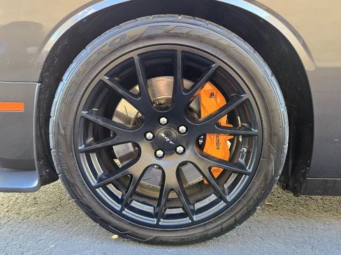 Used 2020 Dodge Challenger SRT Hellcat image 16