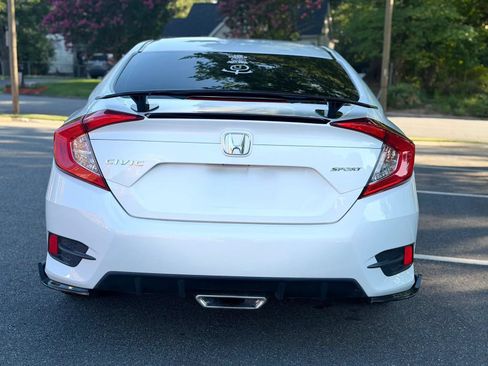 Used 2020 Honda Civic Sport image 5