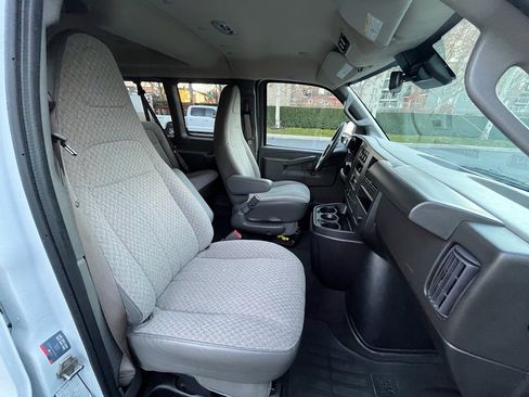 Used 2023 Chevrolet Express 3500 LT w/ LT Preferred Equipment Group image 25