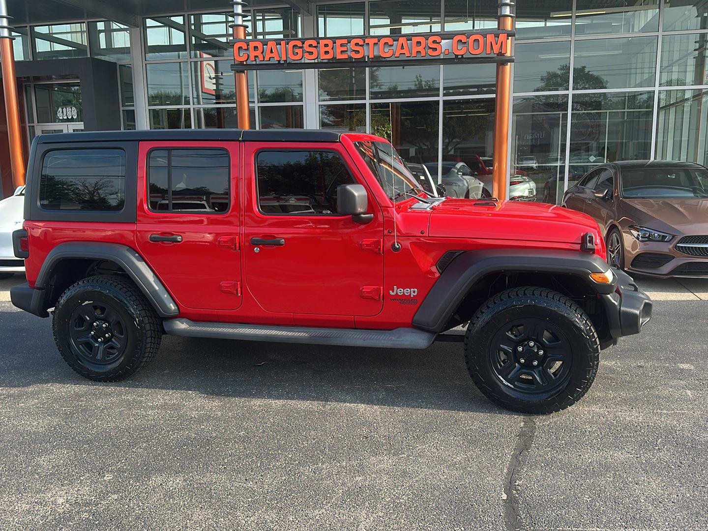 Used 2020 Jeep Wrangler Unlimited Sport AWD/4WD image 1