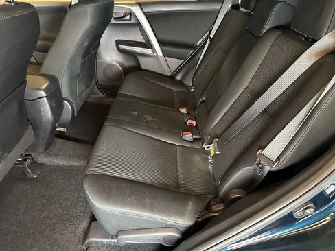 Used 2018 Toyota RAV4 LE w/ All Weather Liner Package AWD/4WD image 21