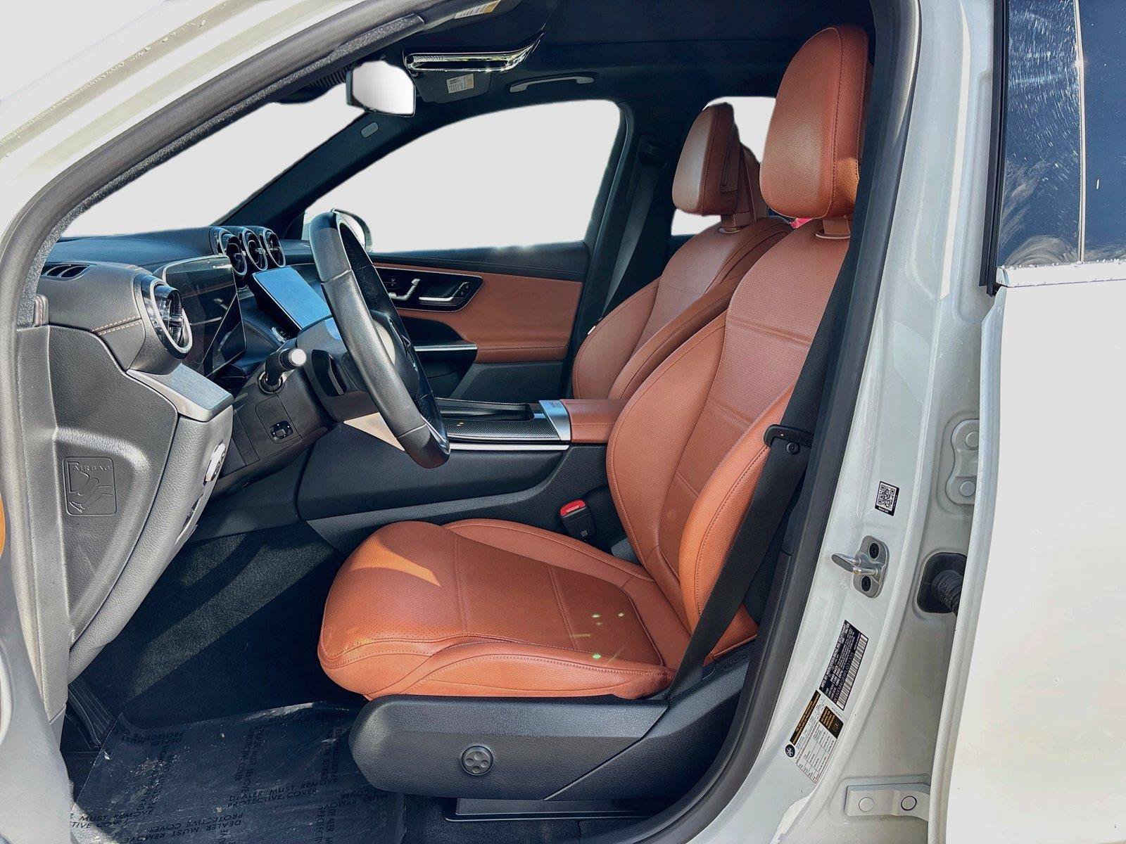 Used 2023 Mercedes-Benz GLC 300 w/ Exclusive Trim Package image 22