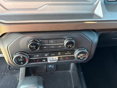 Used 2023 Ford Bronco Outer Banks AWD/4WD image 26