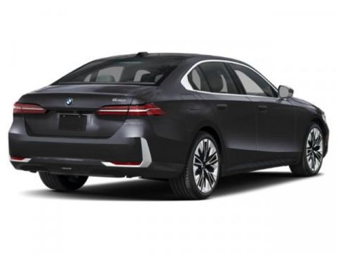 New 2027 BMW 530i RWD image 2