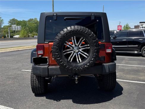 Used 2014 Jeep Wrangler Unlimited Sport w/ Quick Order Package 24S AWD/4WD image 8