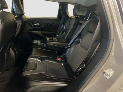 Certified 2022 Jeep Cherokee Latitude Lux image 15