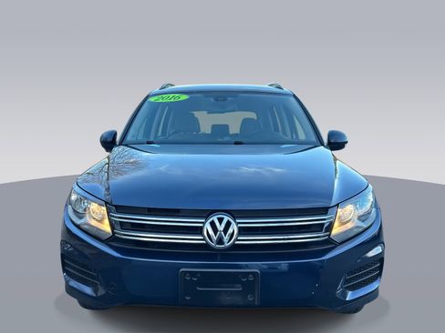 Used 2016 Volkswagen Tiguan SE image 8