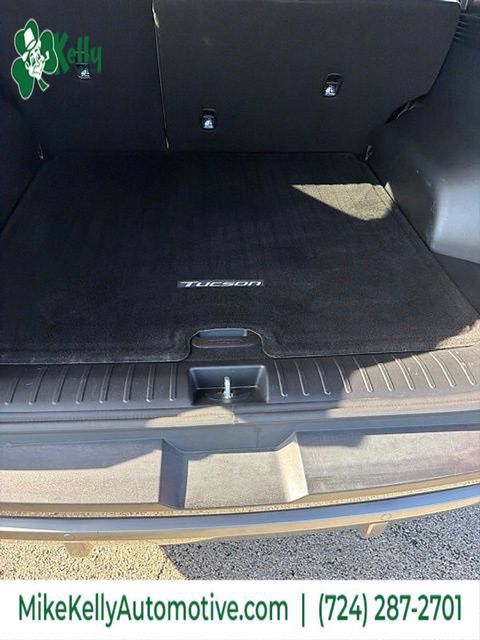 Used 2022 Hyundai Tucson Limited w/ Cargo Package AWD/4WD image 14