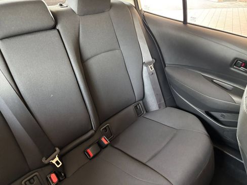 Used 2025 Toyota Corolla LE FWD image 34