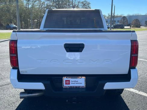 Certified 2025 Toyota Tacoma SR5 image 4