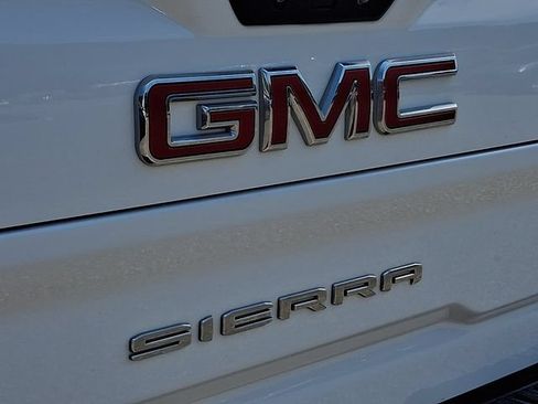 Used 2024 GMC Sierra 2500 SLE w/ SLE Convenience Package AWD/4WD image 33