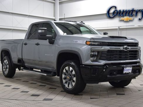 New 2026 Chevrolet Silverado 2500 Custom AWD/4WD image 1