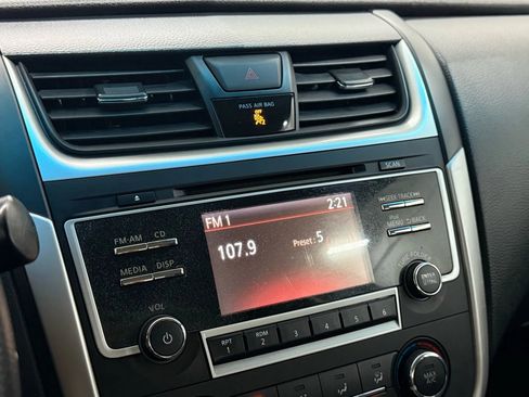 Used 2017 Nissan Altima 2.5 S w/ Power Driver Seat Package image 24