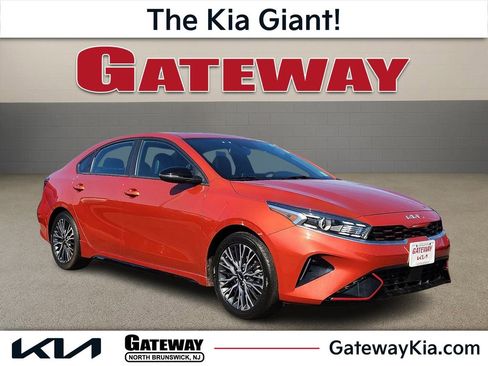 Certified 2022 Kia Forte GT-Line w/ GT-Line Premium Package image 1