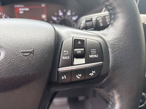 Certified 2020 Ford Escape SEL image 18