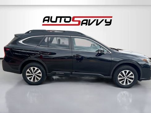 Used 2022 Subaru Outback Premium image 8