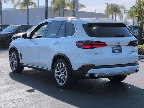 Certified 2025 BMW X5 sDrive40i RWD image 8