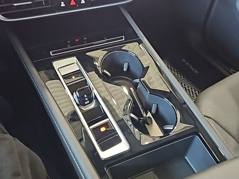 New 2026 Volkswagen Atlas SE image 34