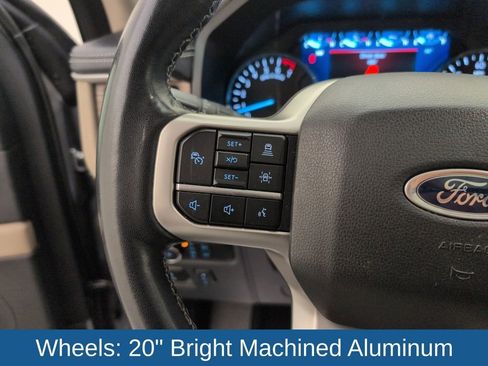 Used 2024 Ford Expedition Limited image 46