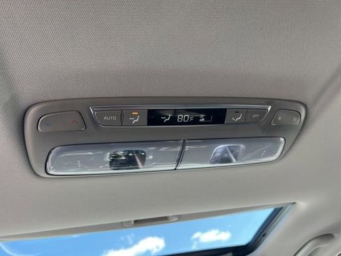 Certified 2023 Kia Telluride EX w/ EX Captain's Chair Package image 36