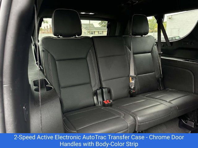 Certified 2025 Chevrolet Suburban Premier w/ Sun And Tow Package AWD/4WD image 19