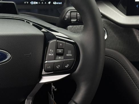 New 2026 Ford Explorer Platinum image 14