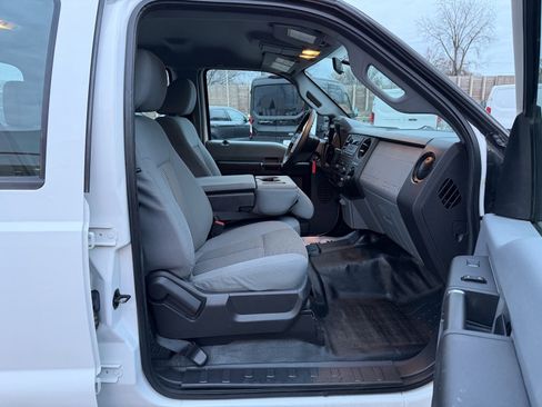 Used 2016 Ford F550 2WD Crew Cab Super Duty image 20