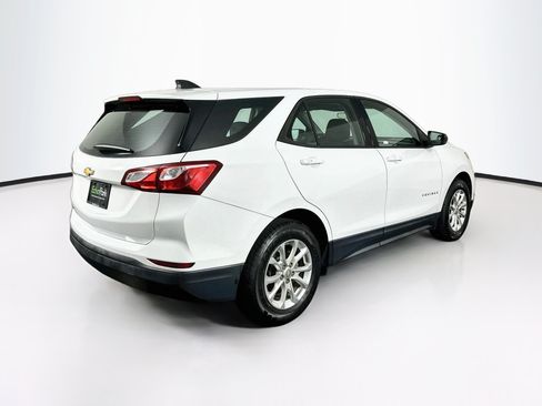 Used 2019 Chevrolet Equinox LS FWD image 9