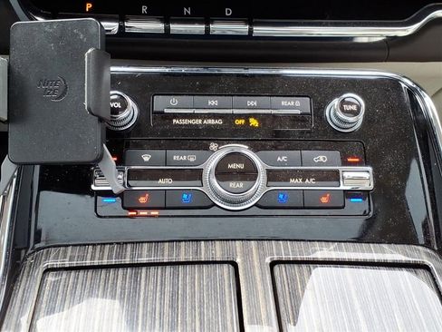 Used 2021 Lincoln Navigator Black Label image 17