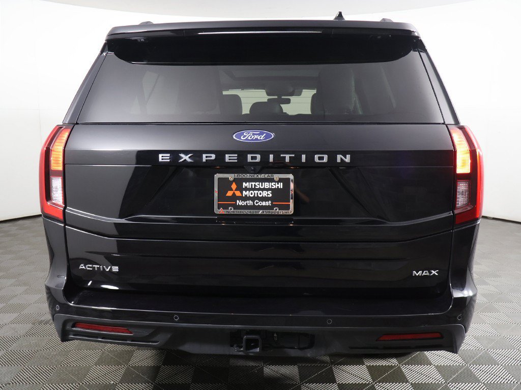 Used 2025 Ford Expedition Max Active AWD/4WD image 14