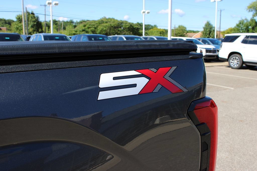 Used 2023 Toyota Tundra SR5 w/ SR5 Convenience Package AWD/4WD image 29