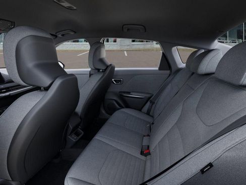 New 2025 Kia K4 EX FWD image 18