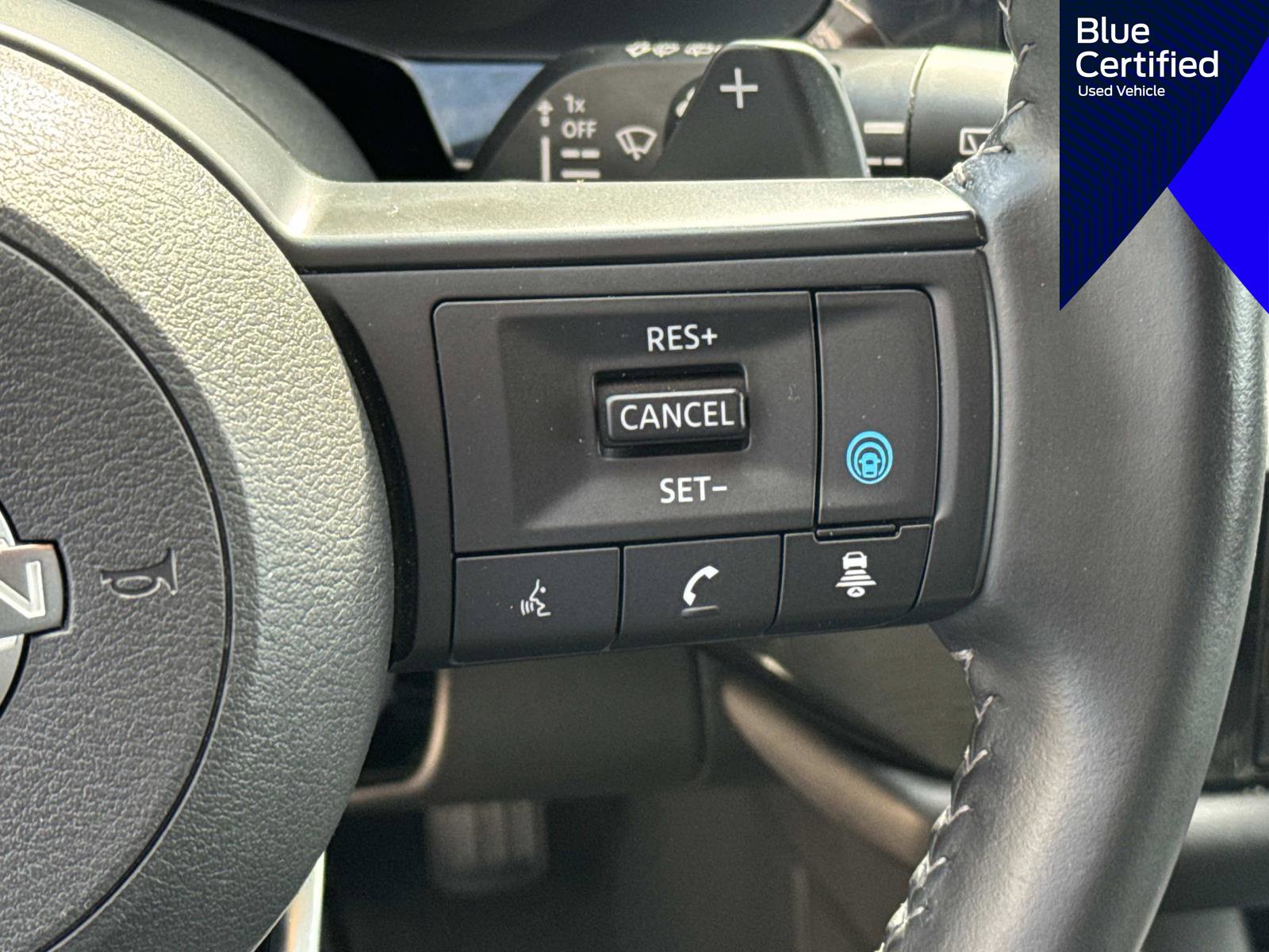 Used 2025 Nissan Pathfinder SV AWD/4WD image 32