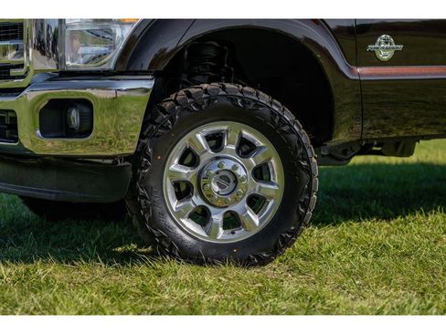 Used 2014 Ford F250 Lariat w/ Lariat Ultimate Package image 7