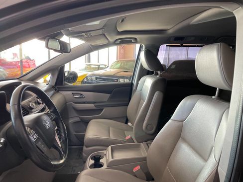 Used 2016 Honda Odyssey EX-L image 16