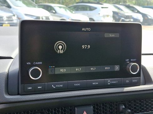 Used 2023 Honda CR-V EX image 17