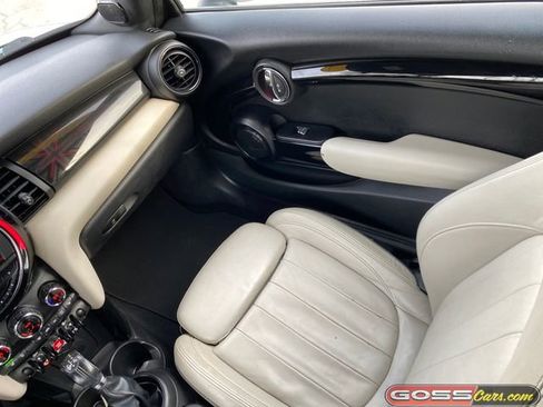 Used 2019 MINI Cooper Convertible w/ Signature Upholstery Package image 15