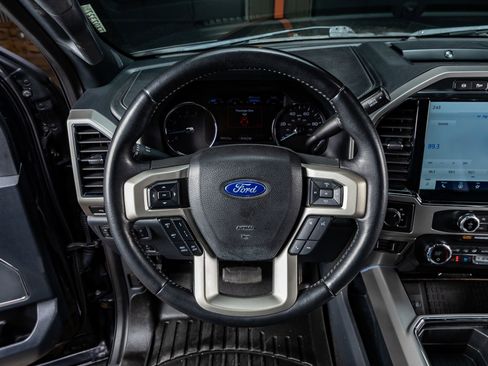 Used 2022 Ford F250 Lariat w/ Tremor Off-Road Package image 15