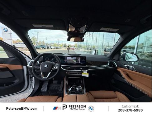 New 2026 BMW X5 xDrive50e w/ Premium Package AWD/4WD image 21