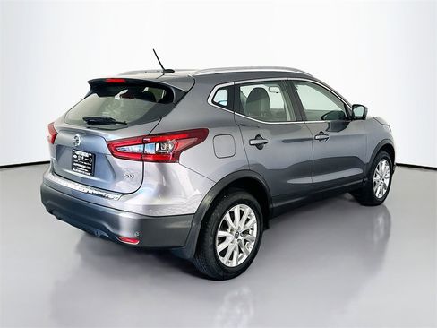 Used 2021 Nissan Rogue Sport SV w/ Technology Package image 7