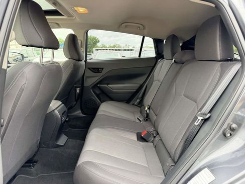 Used 2025 Subaru Crosstrek 2.0i Premium AWD/4WD image 13