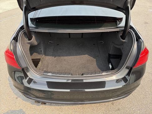 Used 2017 BMW 330i Sedan RWD image 8