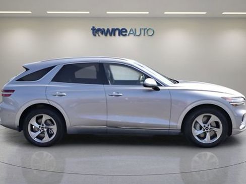 Used 2026 Genesis GV70 2.5T Advanced AWD/4WD image 8