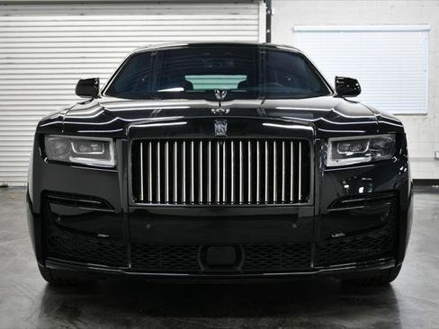Used 2023 Rolls-Royce Ghost Black Badge w/ Black Badge Ghost Package AWD/4WD image 22