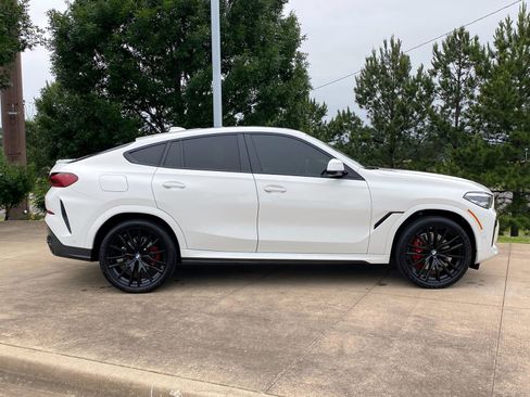 Used 2023 BMW X6 xDrive40i w/ M Sport Package AWD/4WD image 7