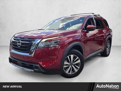 Used 2023 Nissan Pathfinder SL